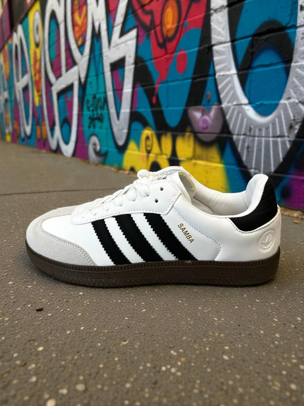 کفش کتونی مردانه زنانه خارجی برند ADIDAS SAMBA استفاده روزمره , استایل، راحت ، سبک رویه جیر |در دو رنگ مشکی و سفید